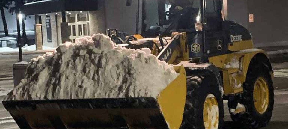 Property maintenance and winter snow and ice management services in Georgina