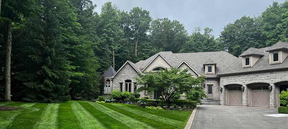 Property maintenance and winter snow and ice management services in Mount Albert